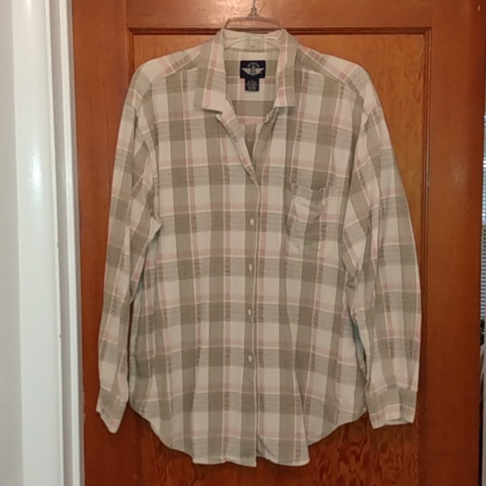 EUC Docker Women's Tan, Peach and Black Plaid Long Sleeve Blouse Size Large